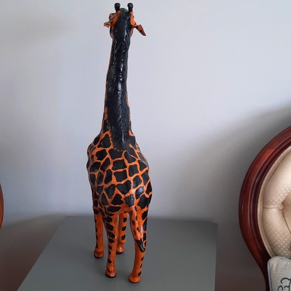 Giraffe statue - Picture 3 of 5